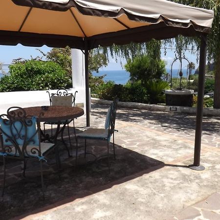Case Vacanze Villa Lory Malfa  Exterior photo