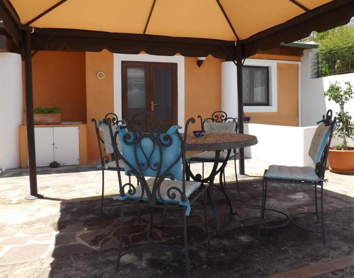 Case Vacanze Villa Lory Malfa  Exterior photo