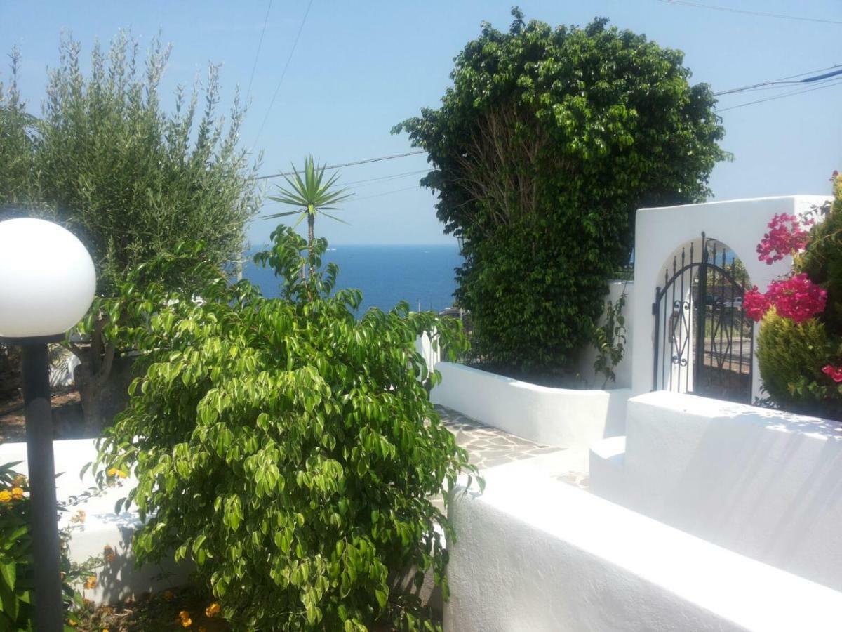 Case Vacanze Villa Lory Malfa  Exterior photo